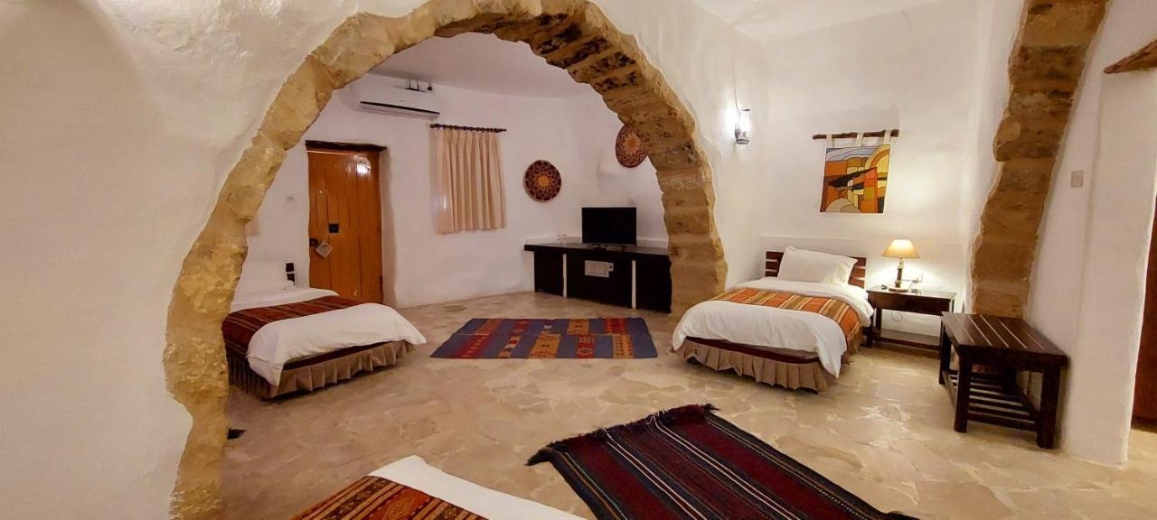 Hayat Zaman Hotel And Resort Petra Vádi Músza Kültér fotó