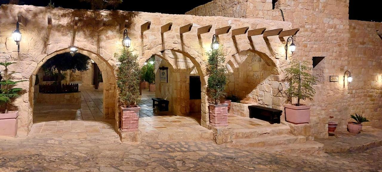 Hayat Zaman Hotel And Resort Petra Vádi Músza Kültér fotó