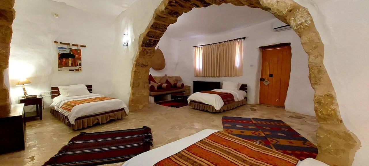 Hayat Zaman Hotel And Resort Petra Vádi Músza Kültér fotó