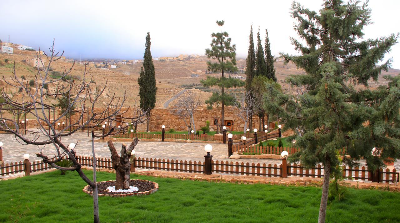 Hayat Zaman Hotel And Resort Petra Vádi Músza Kültér fotó